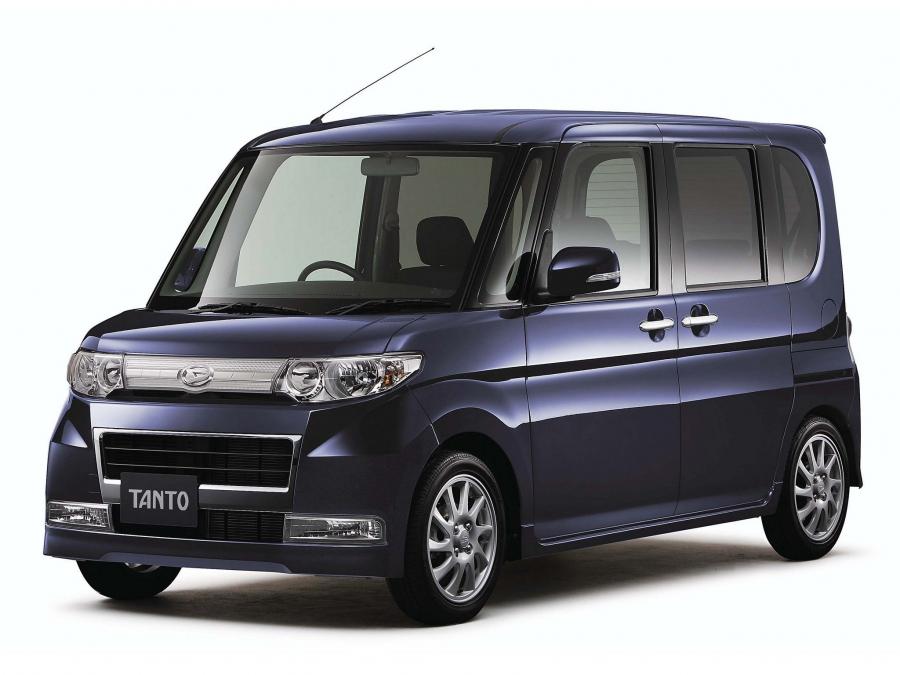  Daihatsu Tanto Custom 2007 года  (фото 4 из 6)